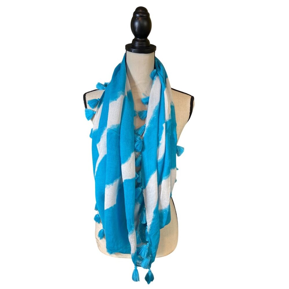 Womens Infinity Scarf Blue White Tie Dye Tassels Trim Lightweight Boho